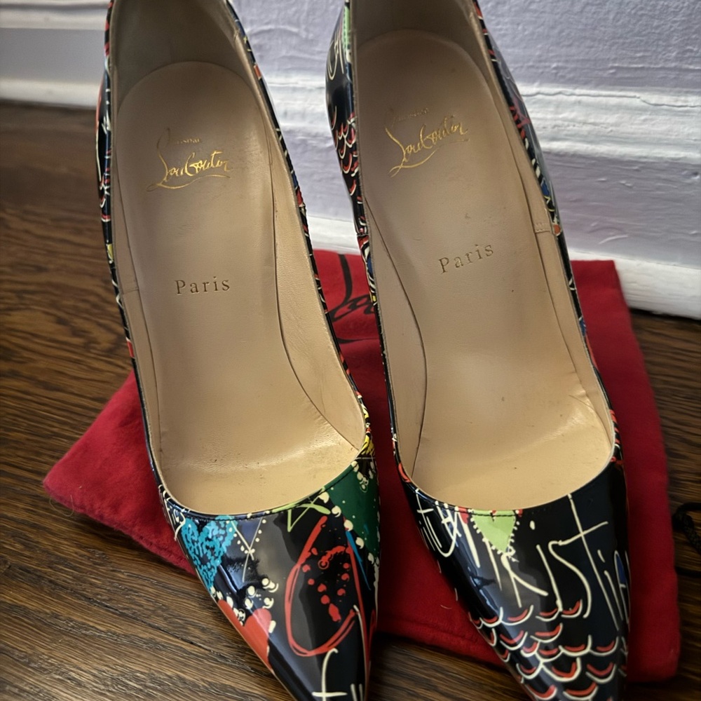 Christian Louboutin Black Heels with Red Soles - Picture 3 of 6